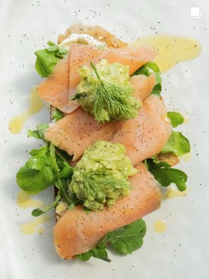 Tostada de salmón
